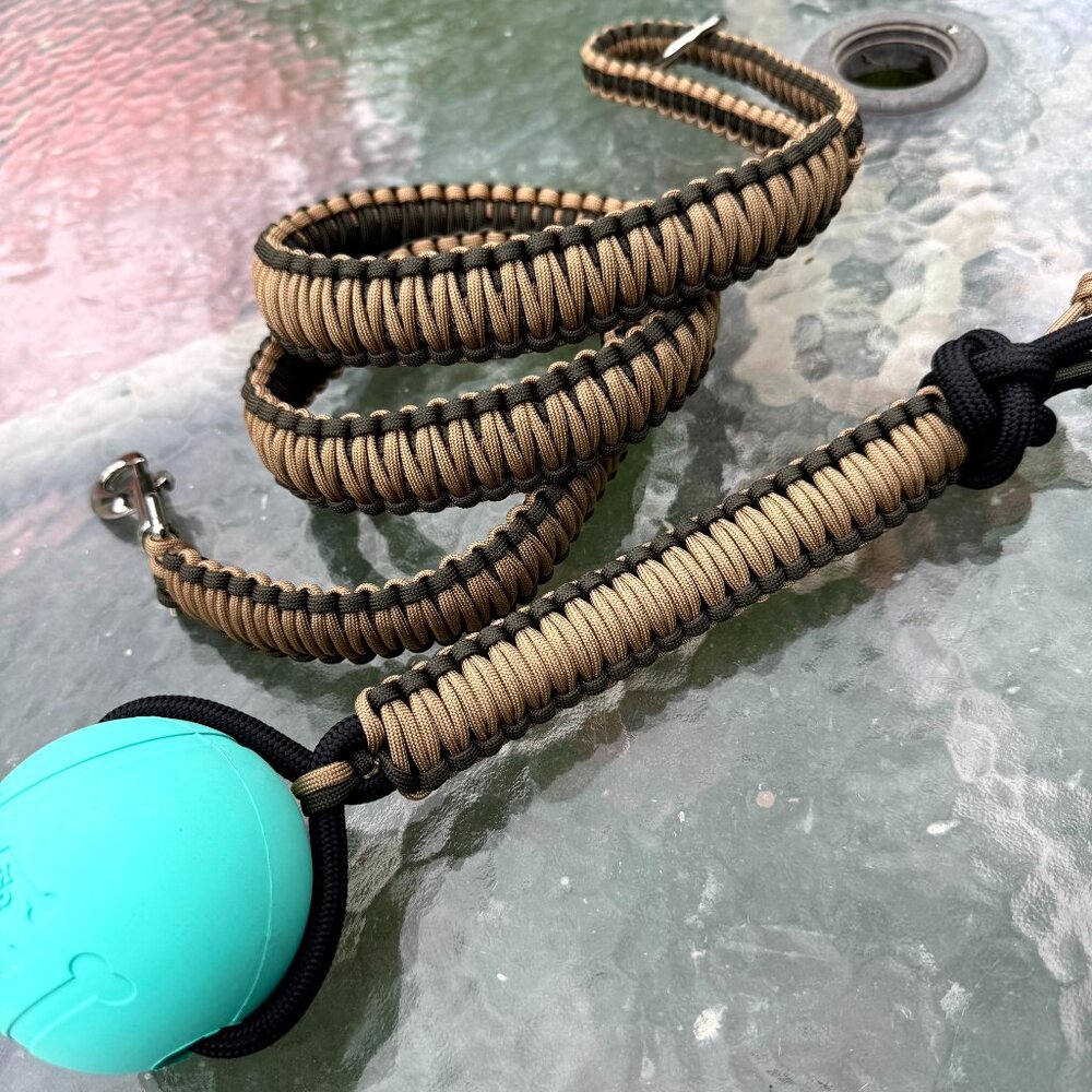 Paracord Dog 4' Wide Leash & Tug Toy Set Brown & Tan Working Dog K9 Heavy Duty